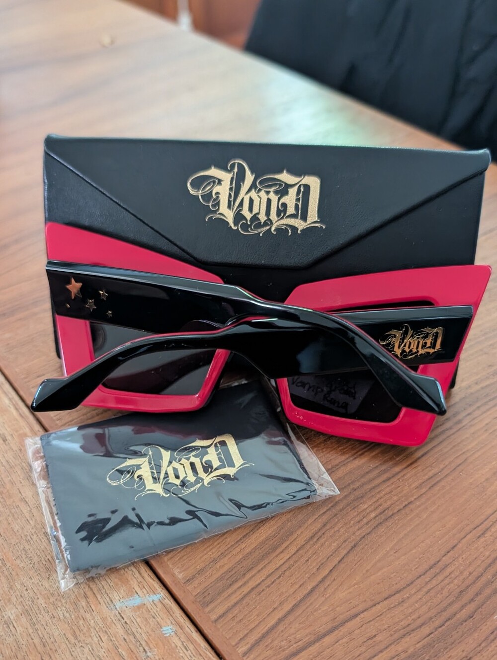 Von D Shoes | The Original Darkwave Sunglasses in Black | Limited Edition | NIB - Picture 5 of 9